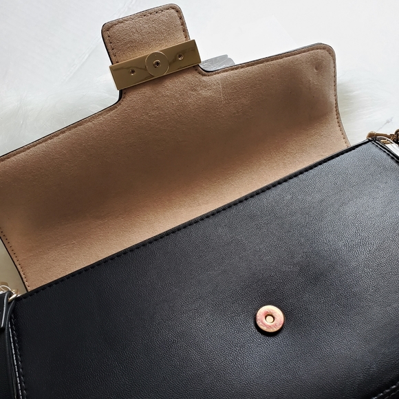 Purse - Picture 5 of 7